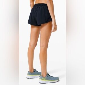 Lululemon Hotty Hot Short II 2.5" in True Navy - Size 14